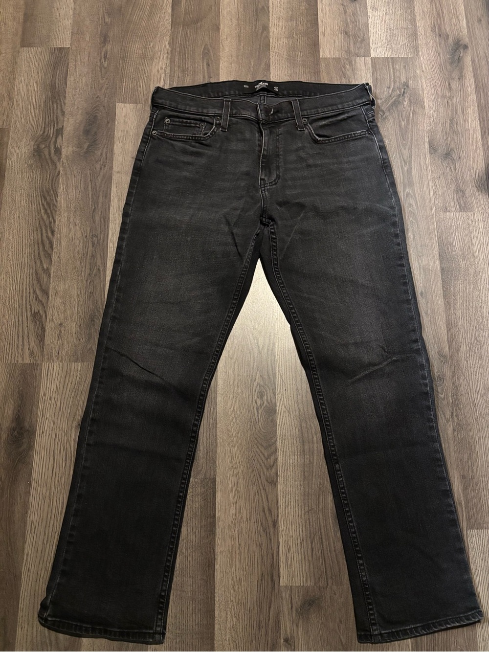 Hollister Men’s Black Straight-Leg Jeans